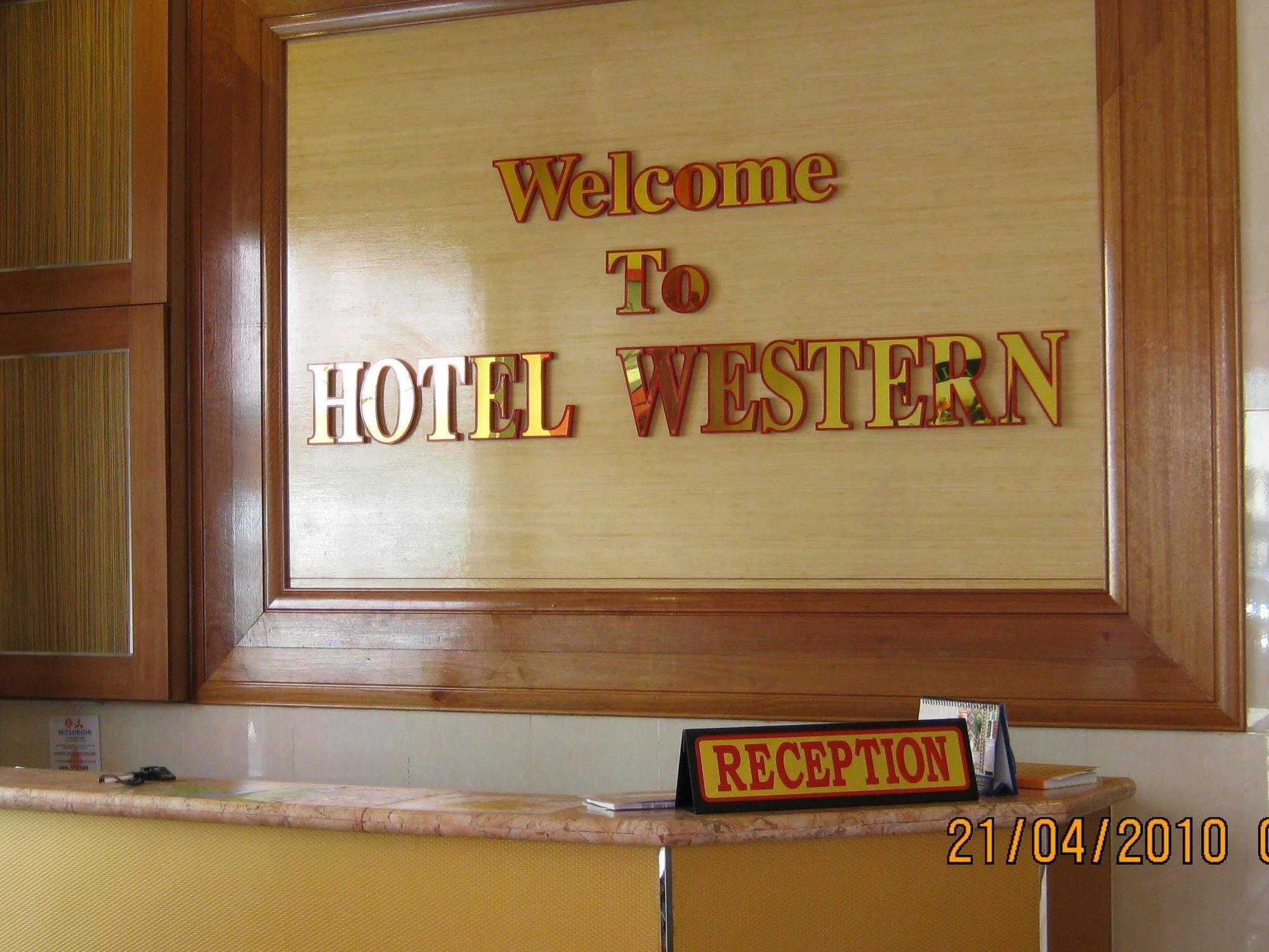 Hotel Western Sandakan Exterior photo